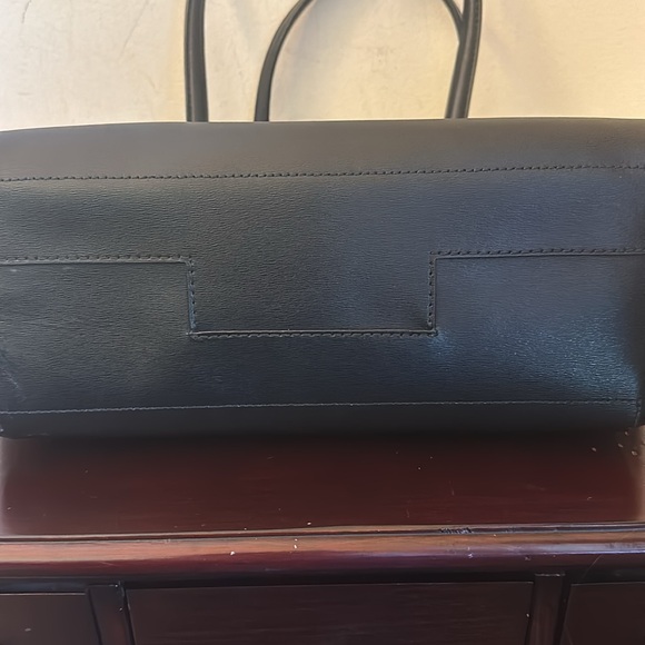 Tory Burch black tote - Picture 2 of 6